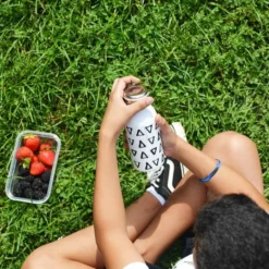 Grosche BOP! "Triangle" Insulated Water Bottle For Kids -OXO shop grosche grosche bop triangle insulated water bottl 1