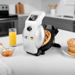 Kalorik Easy Pour Waffle Maker