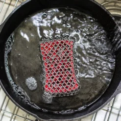 Lodge Silicone & Chainmail Scrubbing Pad, Red -OXO shop lodge lodge silicone chainmail scrubbing pad red 2